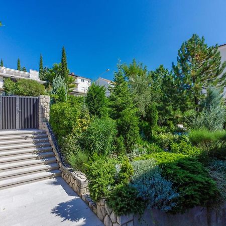 Apartments Loncaric Crikvenica Extérieur photo