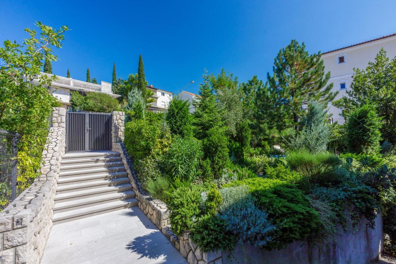 Apartments Loncaric Crikvenica Extérieur photo