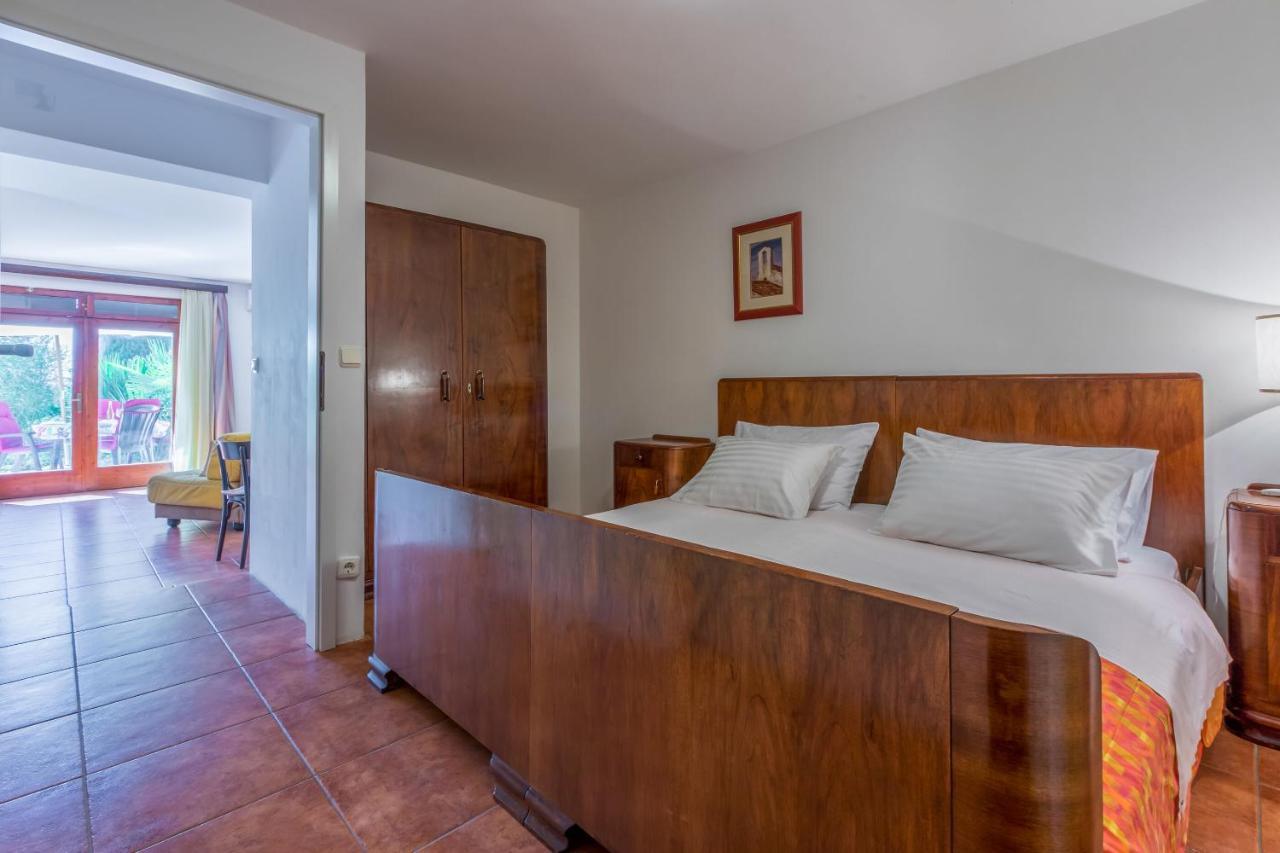 Apartments Loncaric Crikvenica Extérieur photo