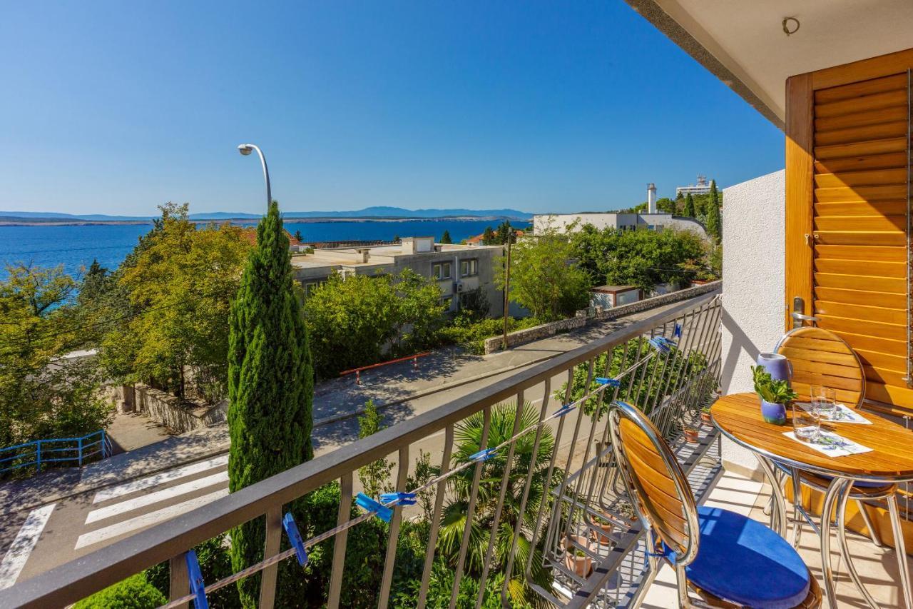 Apartments Loncaric Crikvenica Extérieur photo