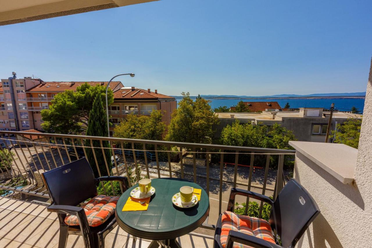 Apartments Loncaric Crikvenica Extérieur photo