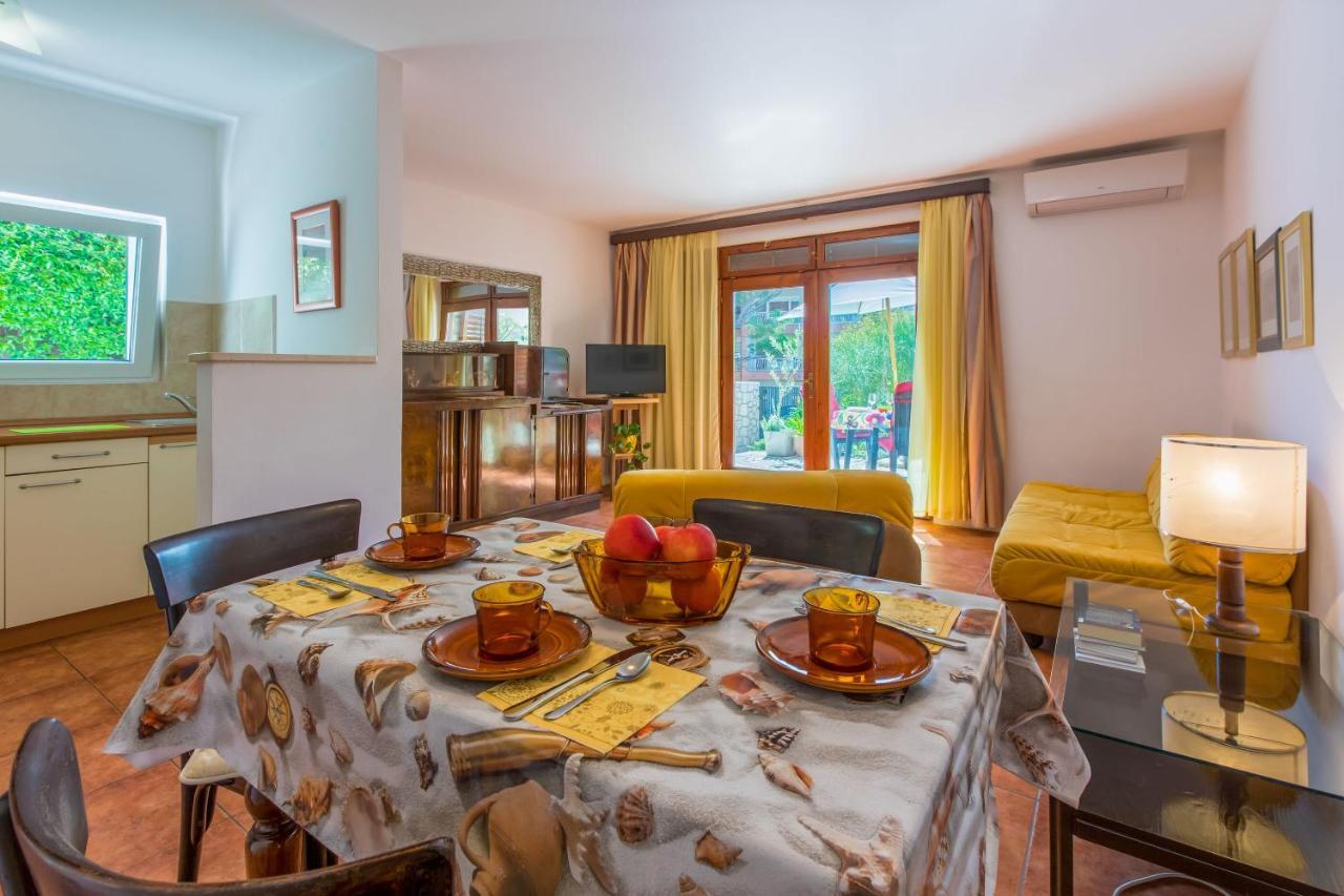 Apartments Loncaric Crikvenica Extérieur photo