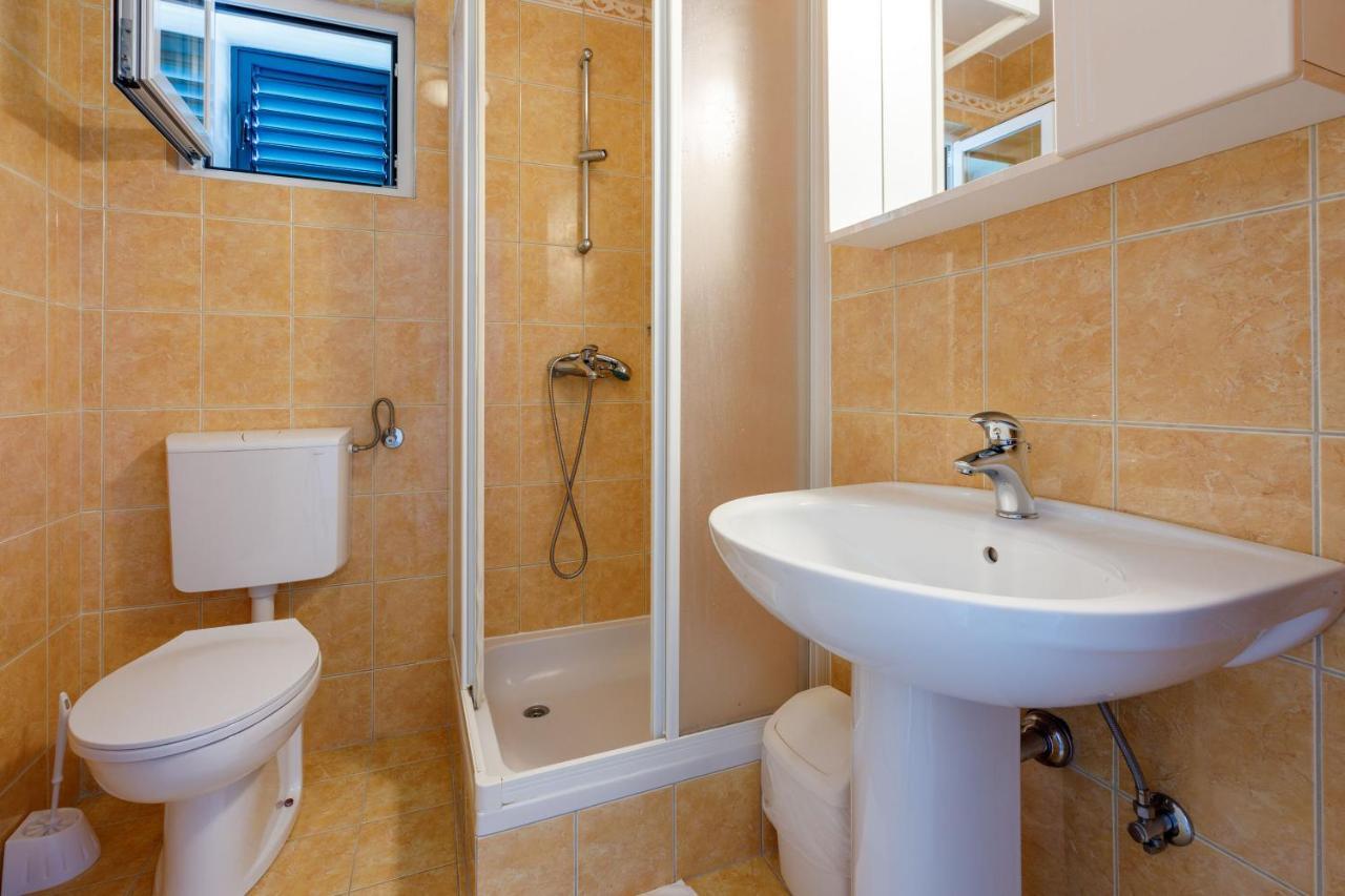 Apartments Loncaric Crikvenica Extérieur photo