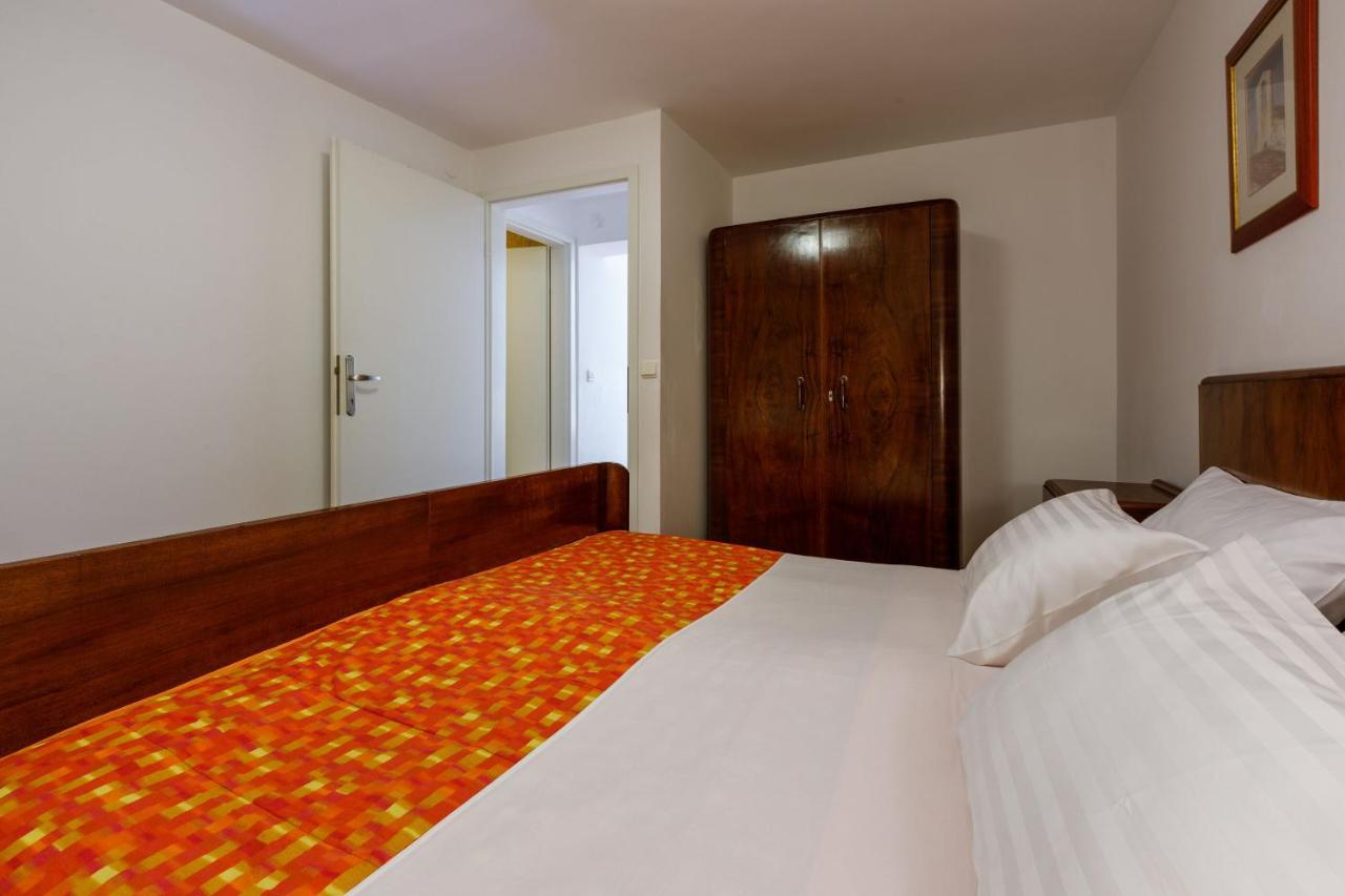 Apartments Loncaric Crikvenica Extérieur photo
